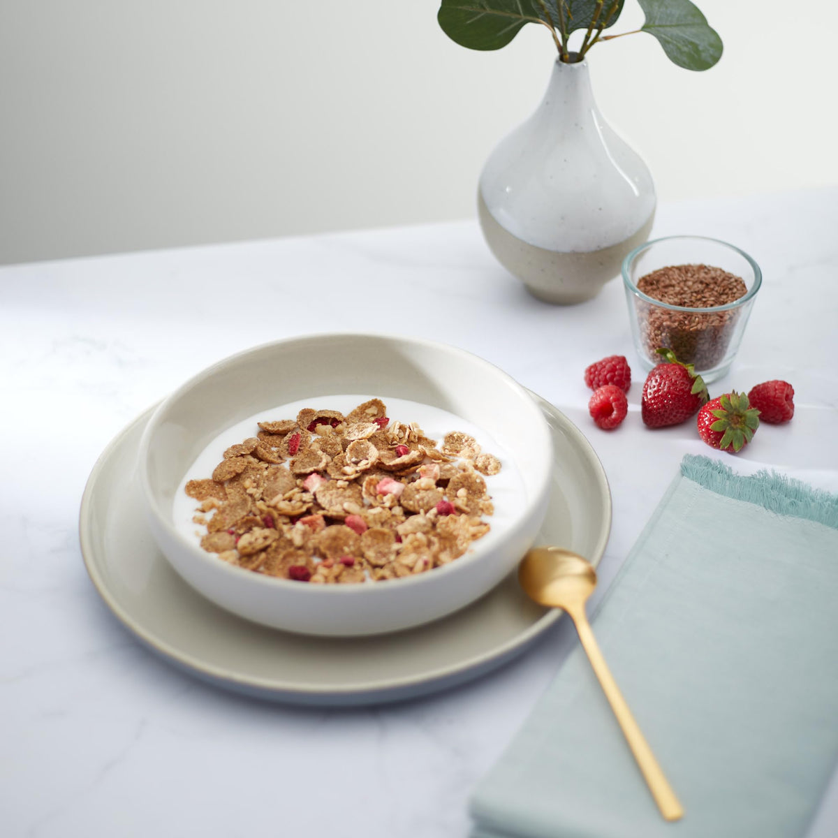 Nature's Path Cereal Orgánico Flax Plus con Frutos Rojos 301 g