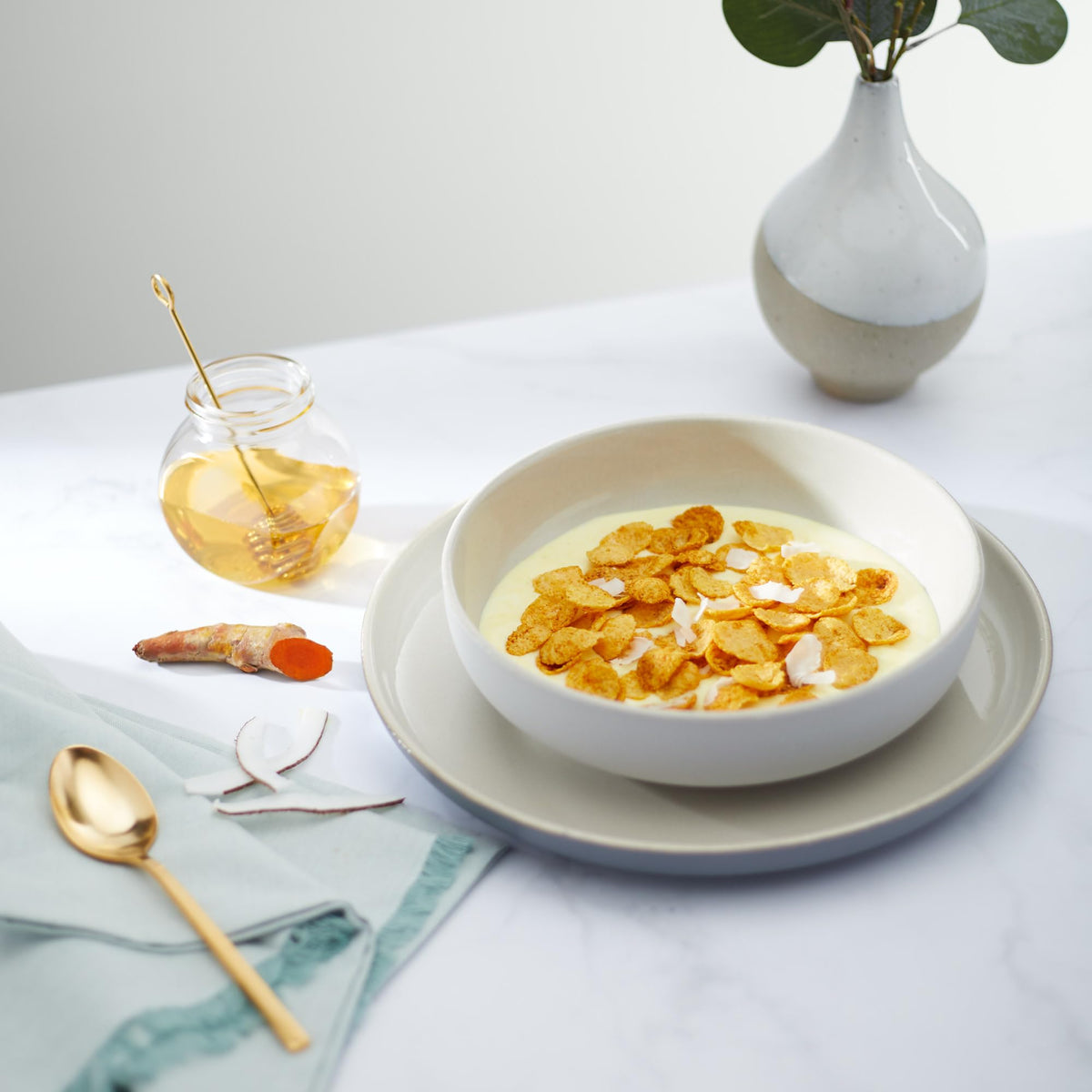 Nature's Path Cereal Orgánico Golden Turmeric con Cúrcuma 301 g