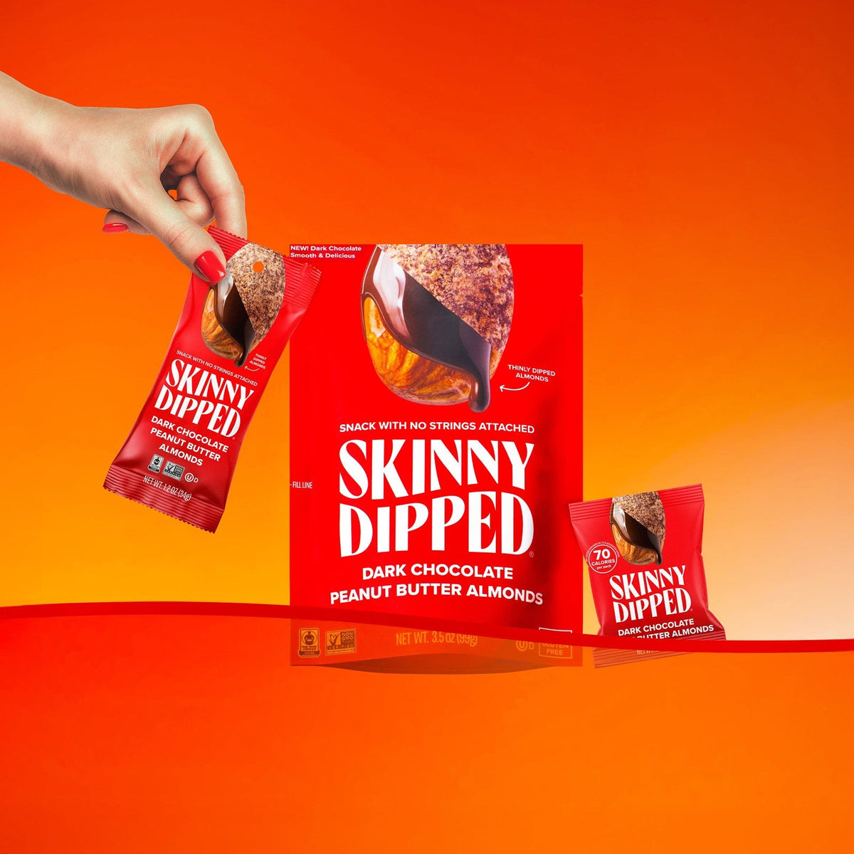 SkinnyDipped Almendras Cubiertas De Chocolate Amargo Y Crema De Cacahuate