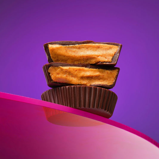 SkinnyDipped Tazas De Chocolate Amargo Con Crema De Cacahuate